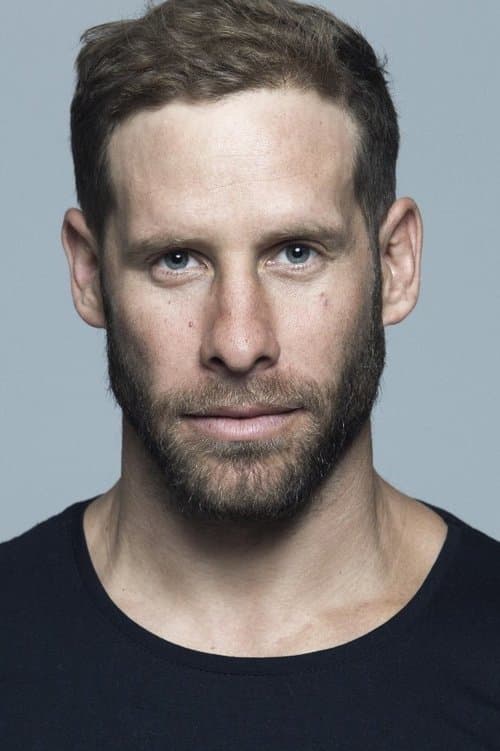 Nic Rasenti foto
