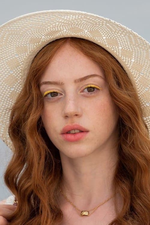 Lily Newmark foto
