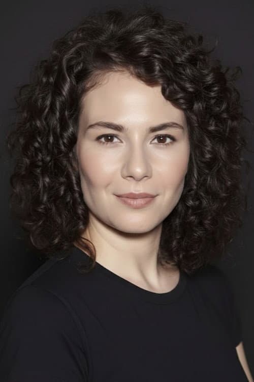 Açelya Devrim Yılhan foto