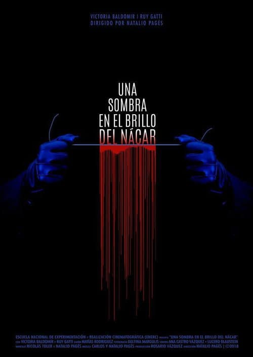 Una sombra en el brillo del nácar (2019) poster