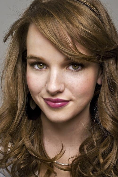 Kay Panabaker foto