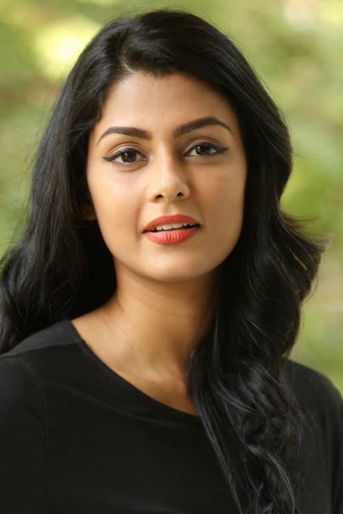 Anisha Ambrose foto