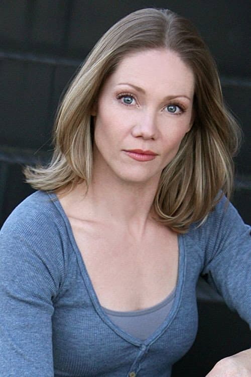 Nikki Tomlinson foto