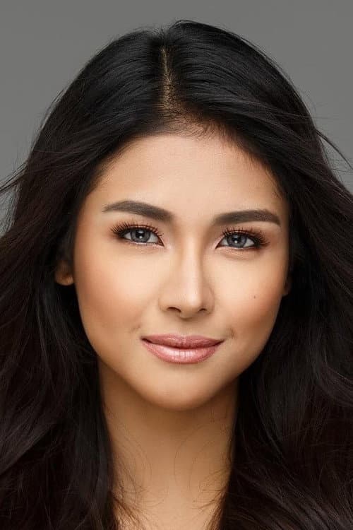 Sanya Lopez foto