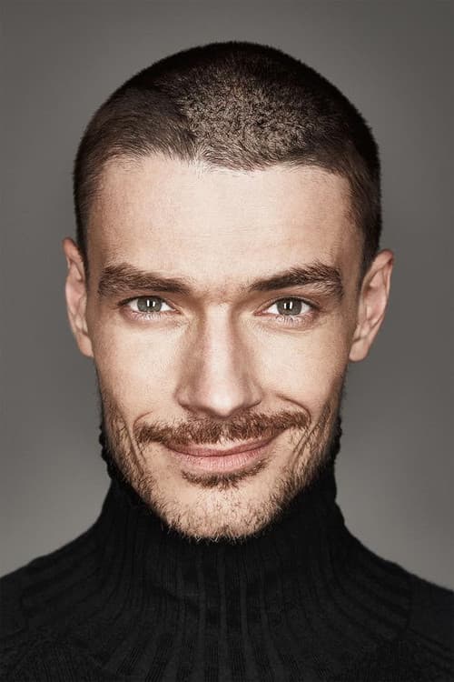Максим Матвеев foto