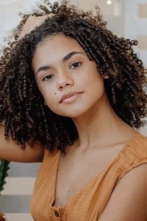 Alana Cabral foto