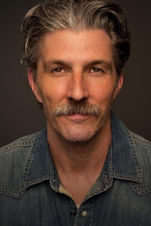 Tyler Jon Olson foto