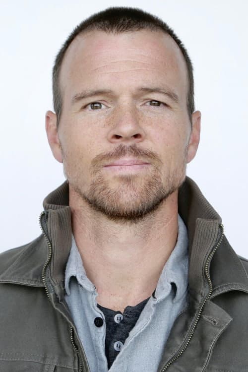 Zac Titus foto