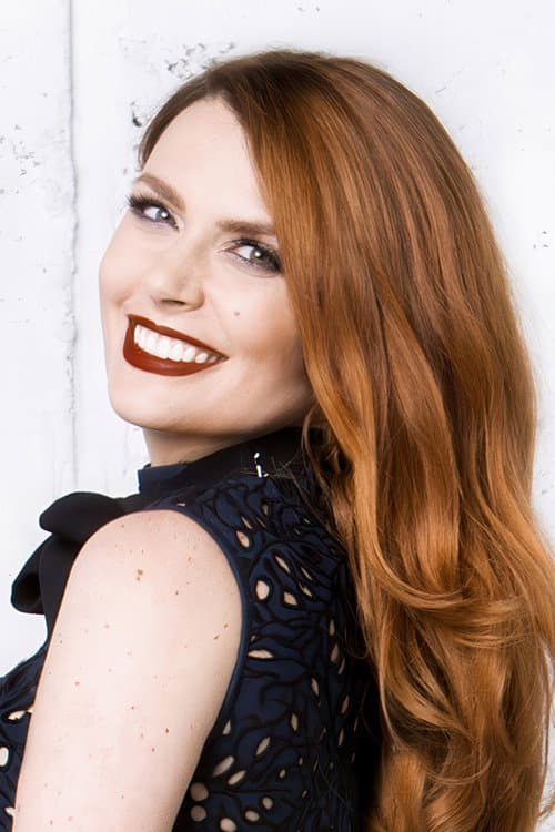 Élodie Frégé foto