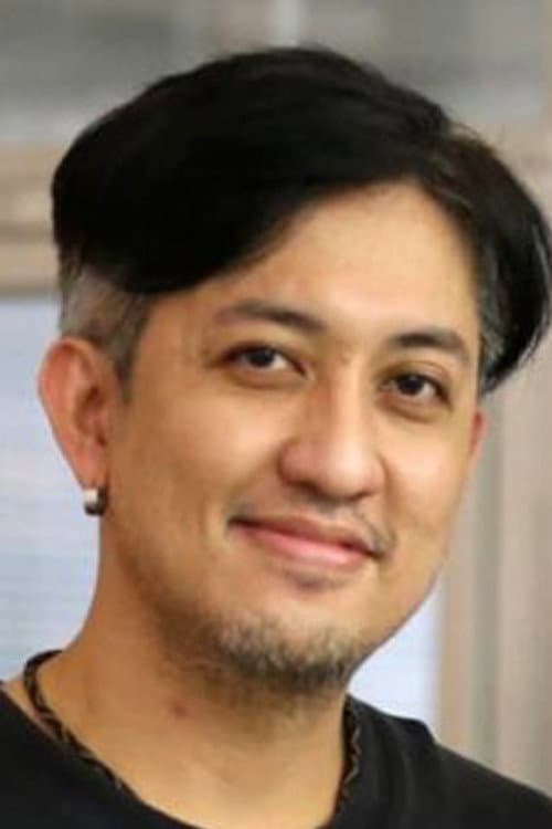 Natthaphong Wongkaweepairod foto