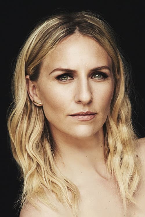 Mickey Sumner foto