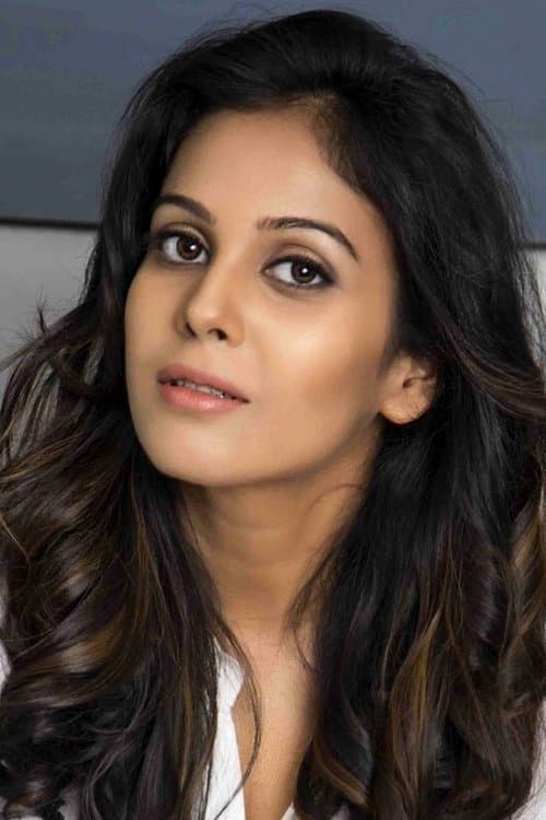 Chandhini Tamilarasan foto