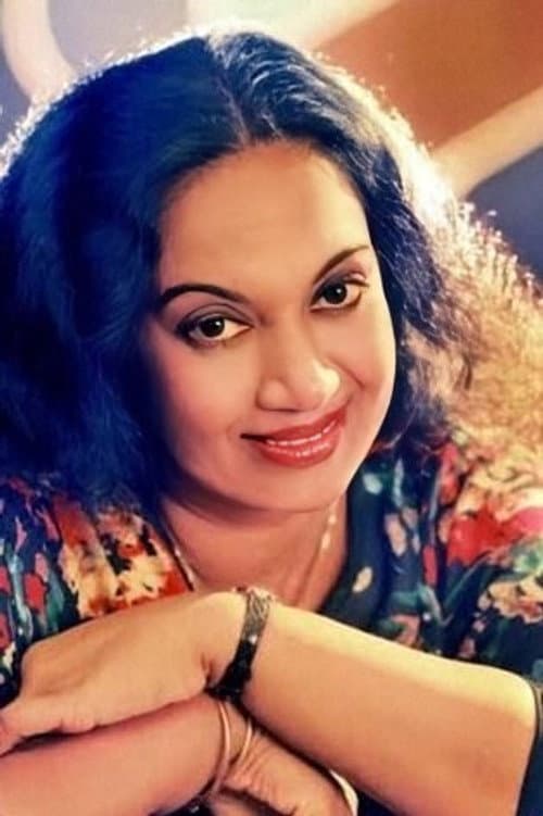 අවන්ති අපොන්සු foto