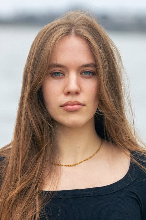 Lily Kirk foto