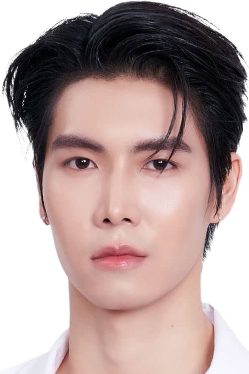 ปฏิภาณ เฟื่องฟูนุวัฒน์ foto