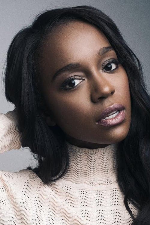 Aja Naomi King foto
