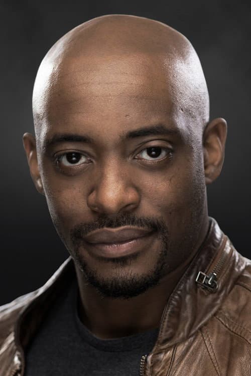 Oliver Alvin-Wilson foto