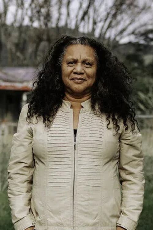 Kath Akuhata-Brown foto