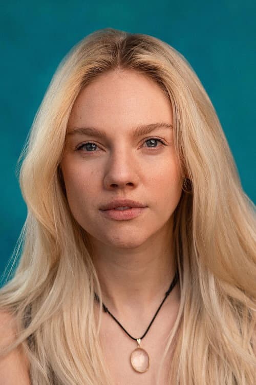 Áine Rose Daly foto