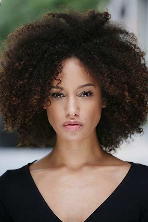 Elarica Johnson foto