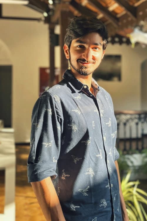 Pranav Bhasin foto