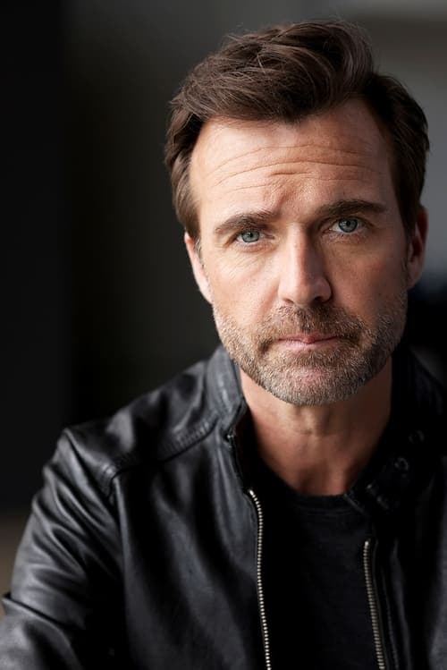 Dean Shortland foto