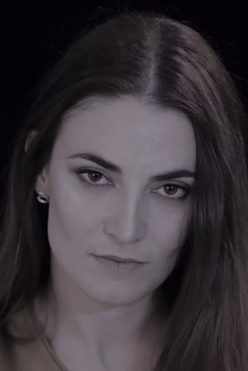 Juli Emiri foto