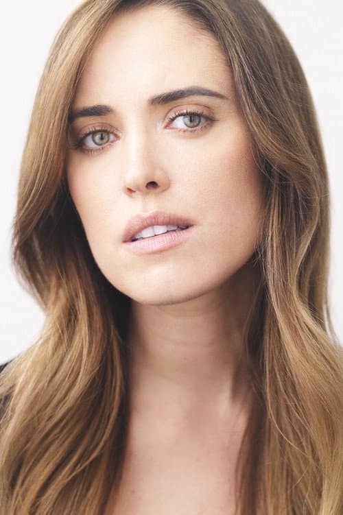 Terra Mackintosh foto