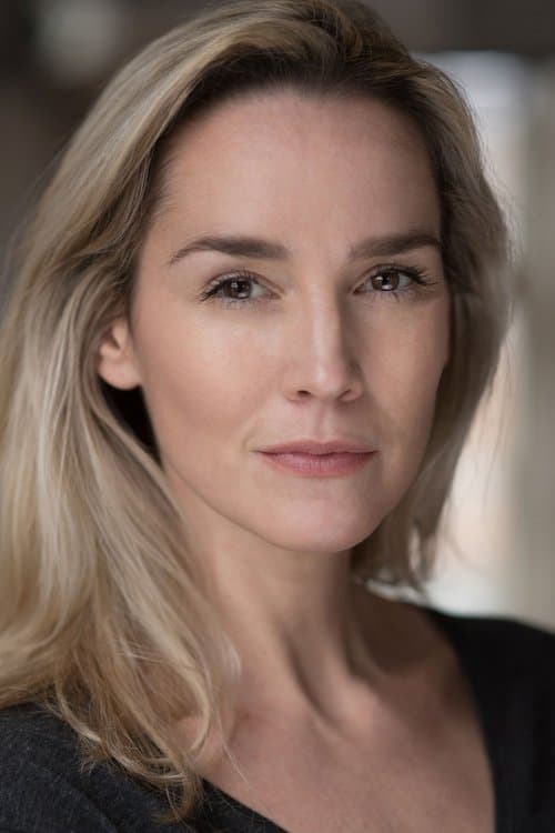 Alice Coulthard foto