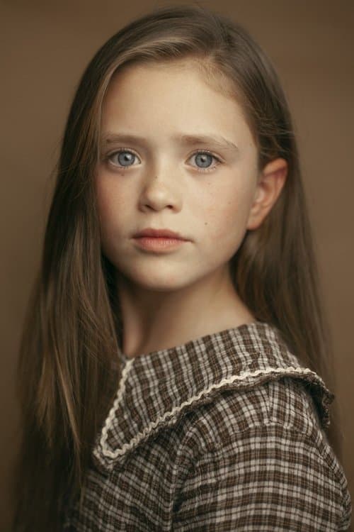 Emmy Nolan foto