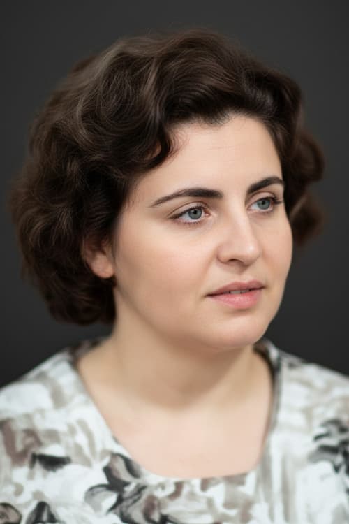 Münevver Girik foto