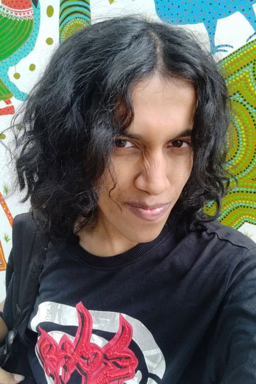 Millie d'Souza foto