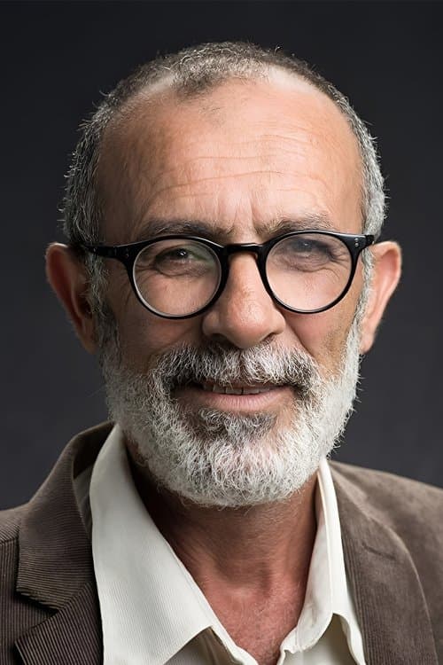 Kamel El Basha foto