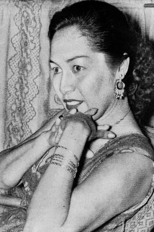 Fifi Young foto