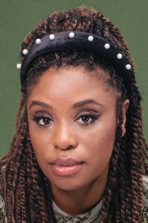 Akilah Hughes foto