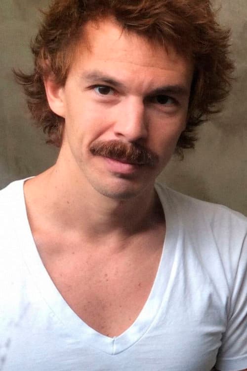 Esmir Filho foto