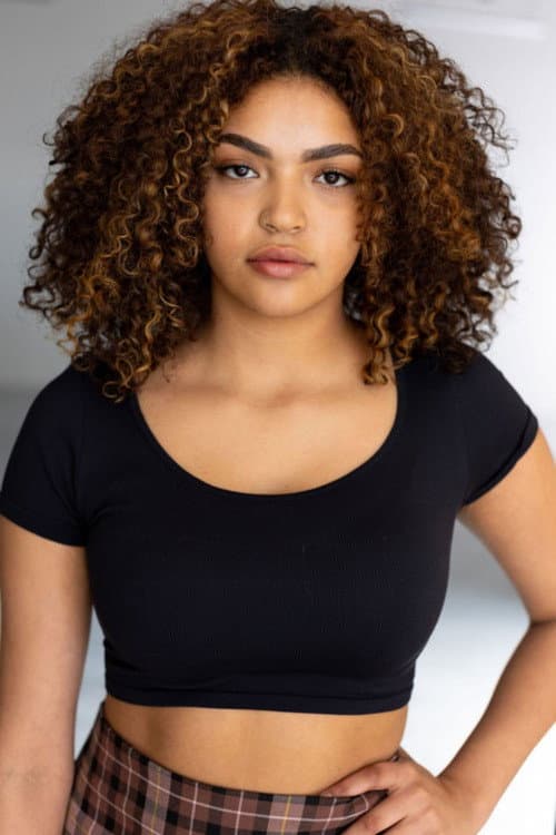 Gabriella Surodjawan foto