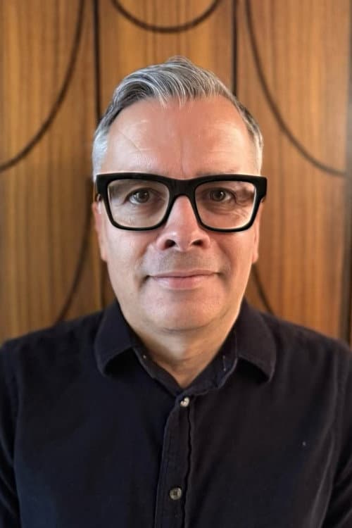 James Costa foto