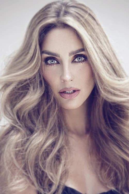 Anahí foto