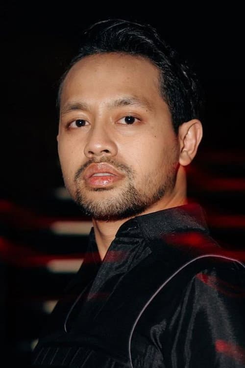 Bukie B. Mansyur foto