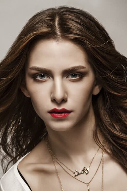 Ezgi Asaroğlu foto