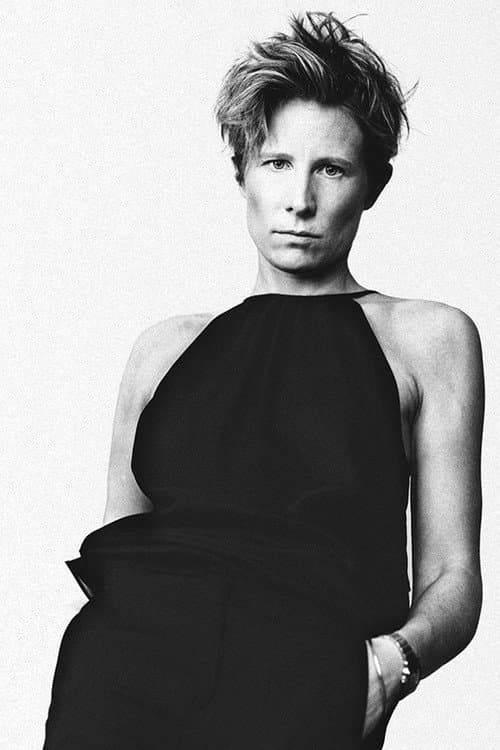Thea Sharrock foto