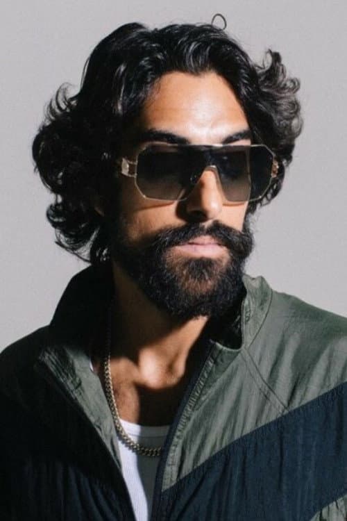 Eman Esfandi foto