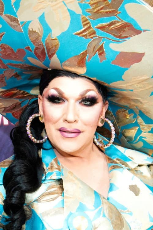 Mrs. Kasha Davis foto