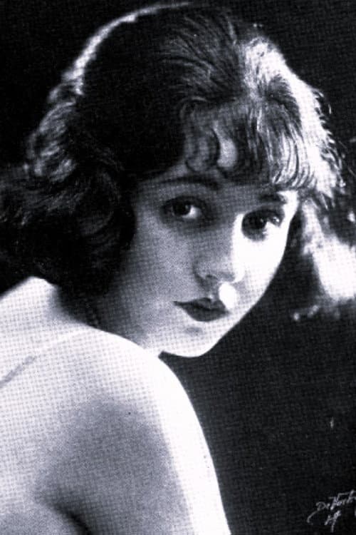 Lucille Hutton foto