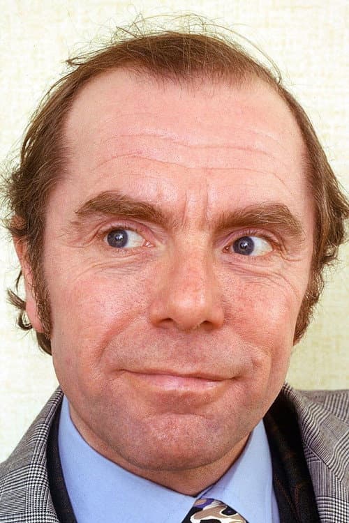 Angus Lennie foto
