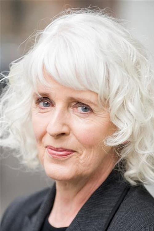 Julia Dearden foto