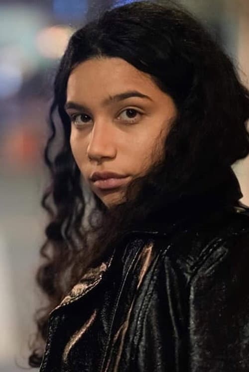 Chloe Doumanis foto