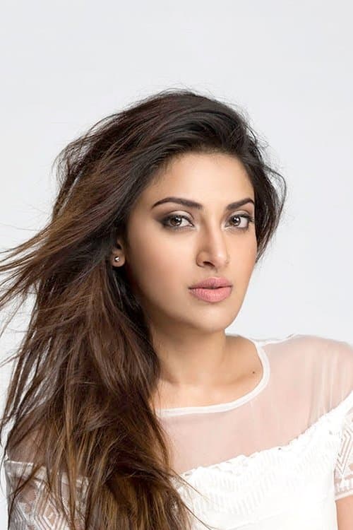 Anushka Ranjan foto