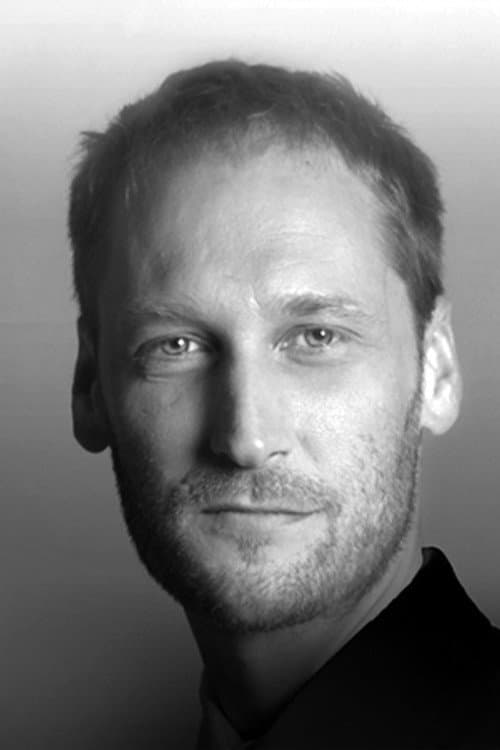 Attila Peter Miklosy foto